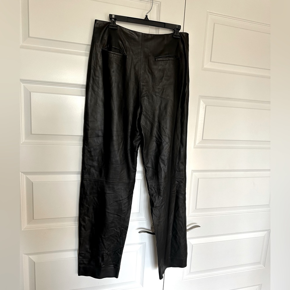 Vince‎ Black Leather Pleat Tapered Pants - Picture 11 of 12